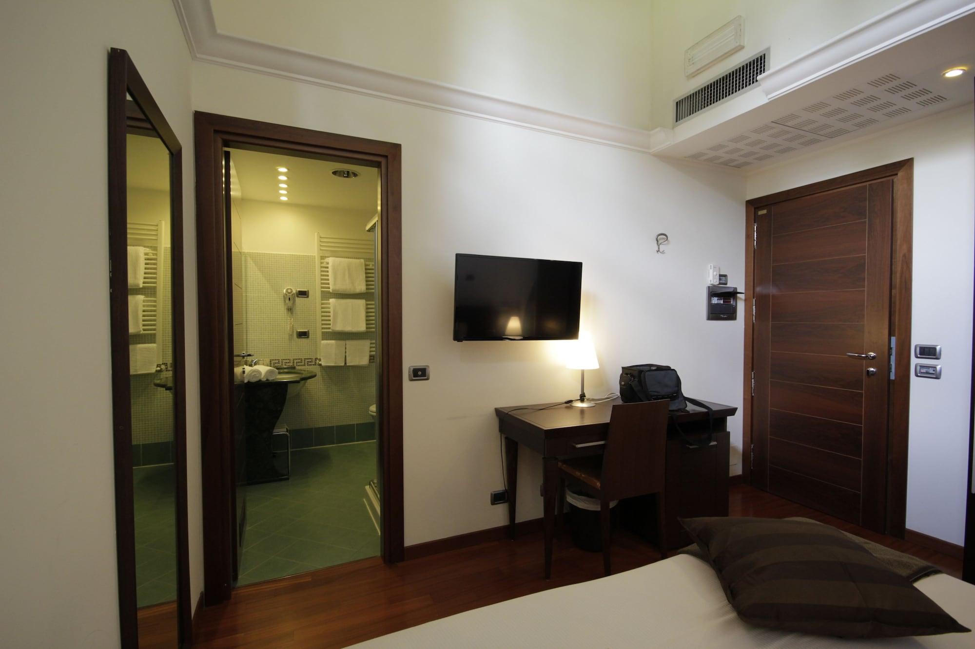 Country Hotel Castelbarco Vaprio d'Adda Exterior photo