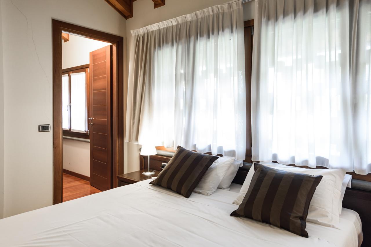 Country Hotel Castelbarco Vaprio d'Adda Exterior photo